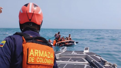 Más de 40 turistas rescatados tras naufragio en el Caribe colombiano