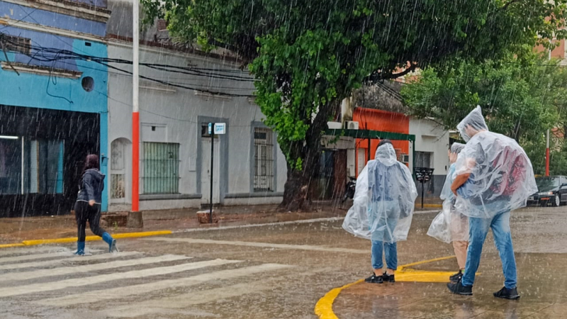 Con lluvias y tormentas de variada intensidad llega el alivio al Chaco