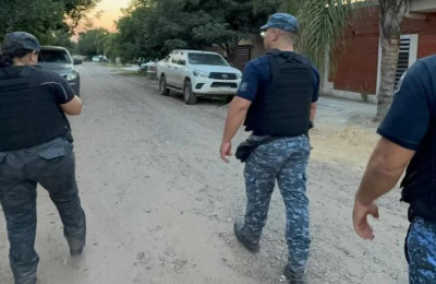 Villa Río Negro: una mujer trans golpeó a su novio, que fue rescatado por familiares
