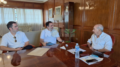 Visita de integrantes de la Asociación Israelita de Beneficencia