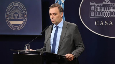 Manuel Adorni será candidato a legislador porteño por La Libertad Avanza