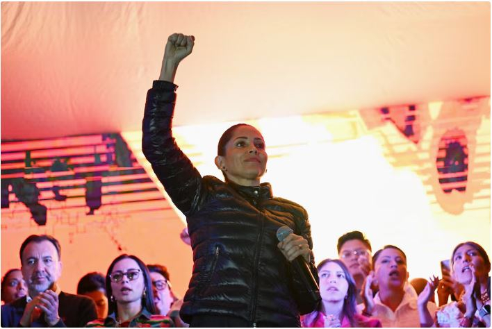Luisa Gonzalez- Ecuador.JPG