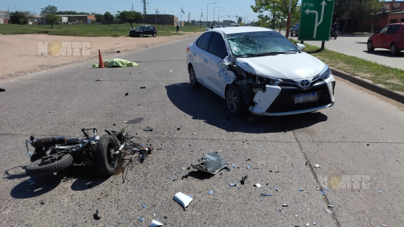 Murió un motociclista como consecuencia del choque con un auto