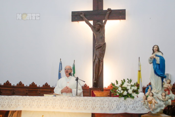 Una Pascua de fe, comunión y esperanza en la catedral de Resistencia