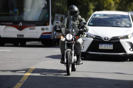 motos2.jpg