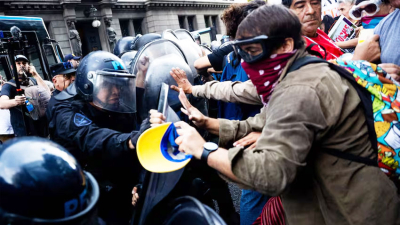 Incidentes y detenidos en un nuevo reclamo en el Congreso