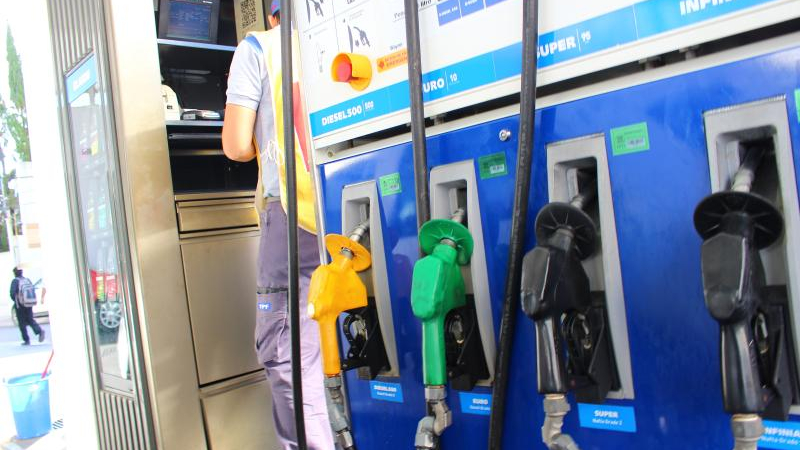 Después de quince meses, se recuperó la venta de combustibles