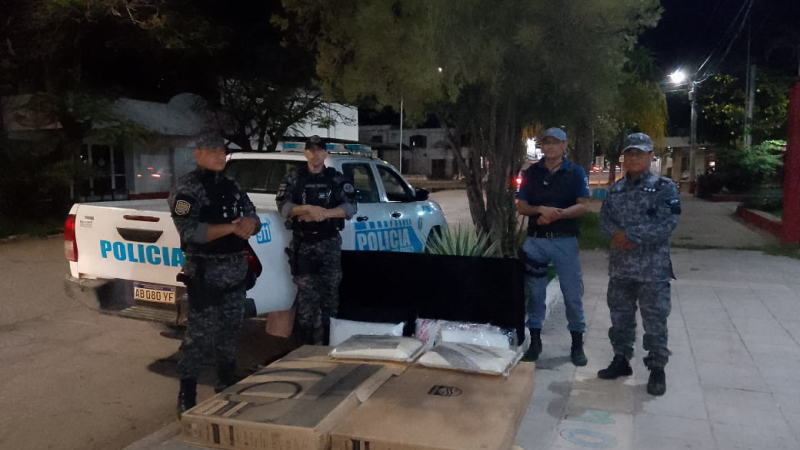 Irrumpieron en un aguantadero y recuperaron elementos robados