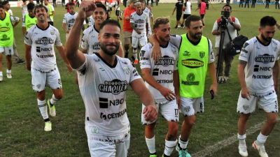 For Ever entrena en doble turno con la mira puesta en Defensores de Belgrano