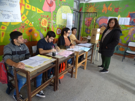 votacion legislativas 2.jpg