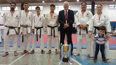 Chaco tricampeón en la edición 50° Copa Itaya de karate