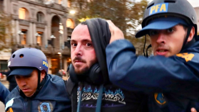 Tras la violenta detención, fue liberado el fotógrafo de AFP