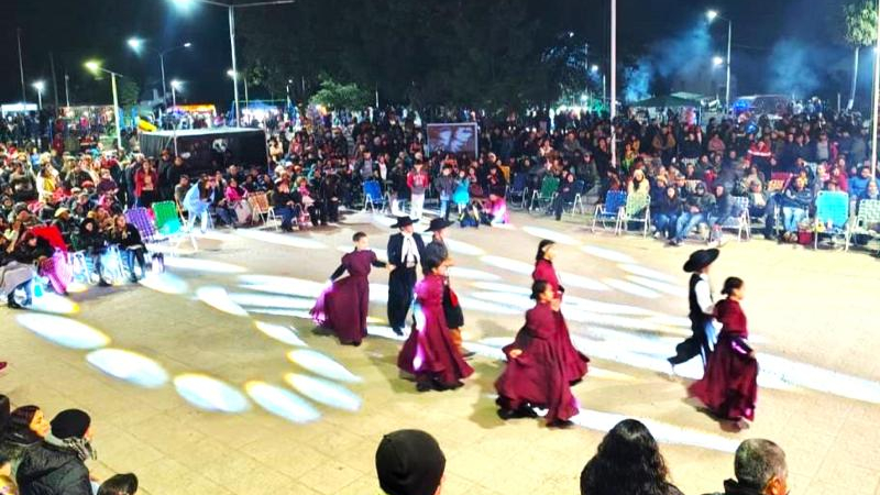 Acto y festival popular por los 59 años de Villa Rural El Palmar