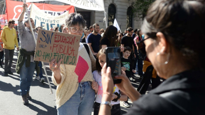 Conadu anunció un paro docente de 48 horas para el 11 y 12 de junio