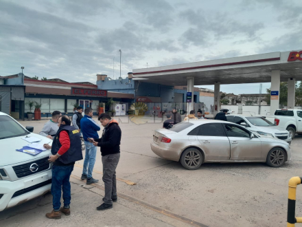 auto veinte treinta.jfif