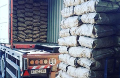 Exportadores chaqueños alertan que el carbón se vende pero "no deja ganancias"