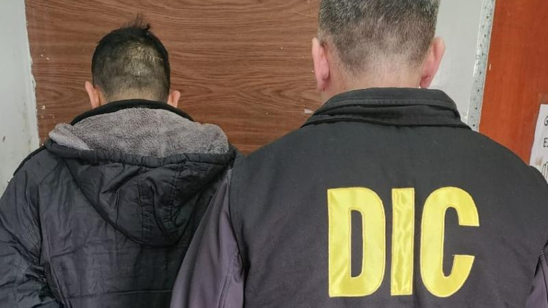 "Bola ocho", preso por herir de un balazo a un joven