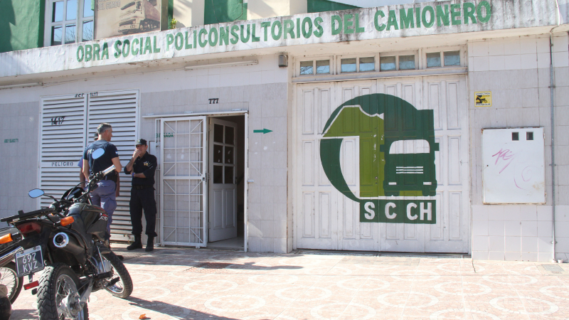 Se llevó $600.000 y una notebook del Sindicato de Camioneros: lo atraparon a las pocas horas