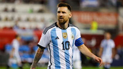 Polémica por la camiseta que usaría la selección argentina en el certamen