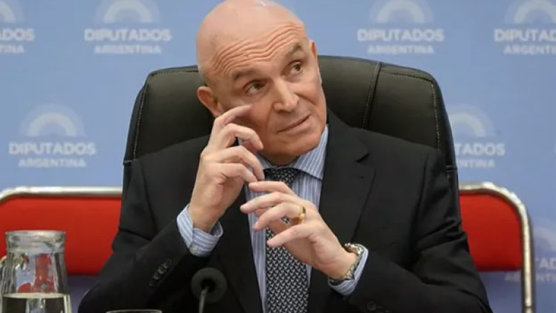 Espert renunció a la Comisión Presupuesto y Hacienda