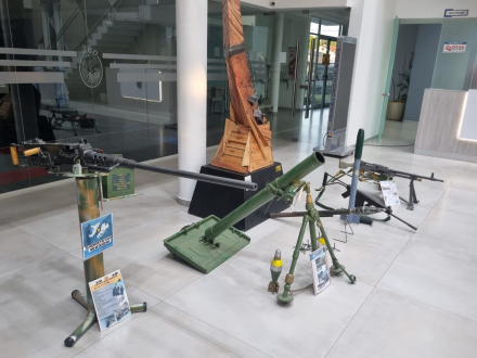 Muestra sobre Malvinas en el HCD de Formosa (4).jpeg
