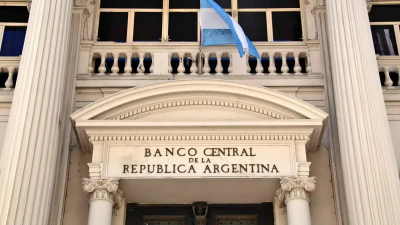 Reforma del Banco Central: un sesgo monetarista que deja de lado el empleo y la economía real