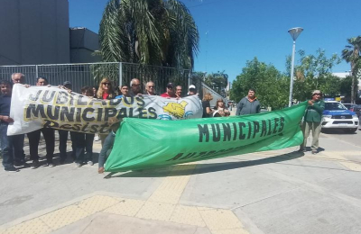 Jubilados municipales reclamaron un aumento y su inclusión en el Presupuesto 2026