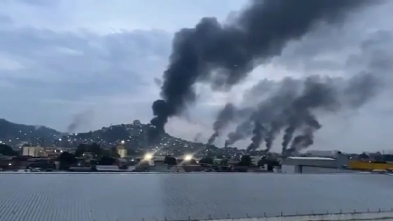 Brasil: Megaoperativo policial contra la banda criminal Comando Vermelho deja 64 muertos