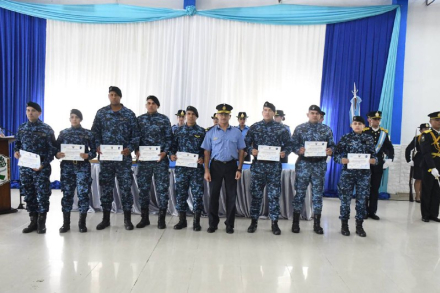 acto cursos policia (1).jpg