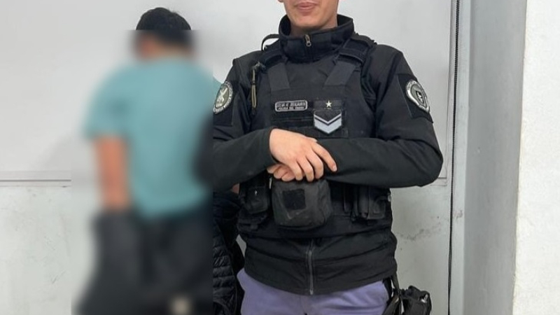 Agredió a un policía durante un control y terminó detenido
