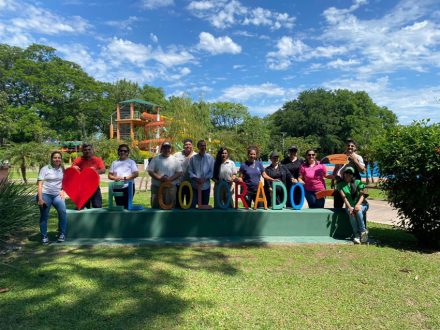 FamTour-en-la-localidad-de-El-Colorado1.jpg