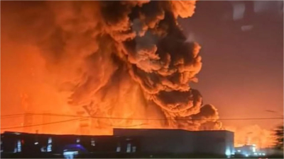Impresionante explosión en el Polo Industrial: arde una fábrica agroquímica