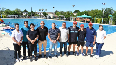Deporte lanzó la temporada de verano 2025-2026 con actividades para todas las edades