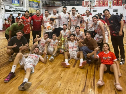 REGATAS CAMPEON.JPG