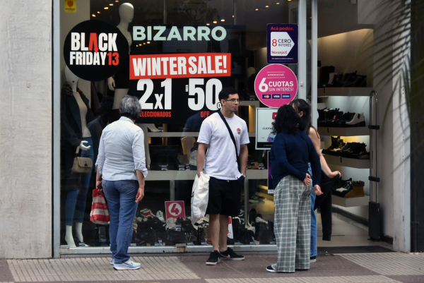 01-08-2025. El gobierno provincial y la Cámara de Comercio impulsan el Black Friday.