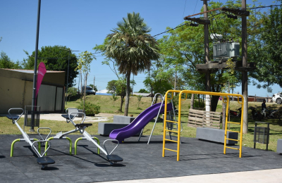Zdero inauguró una nueva plazoleta en Vilelas
