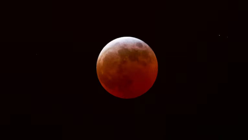 Una Luna de Sangre cubrirá el cielo argentino en un espectáculo único