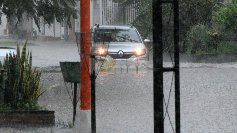 En Resistencia se registraron cerca de 120 milímetros y hubo altos acumulados en el interior provincial