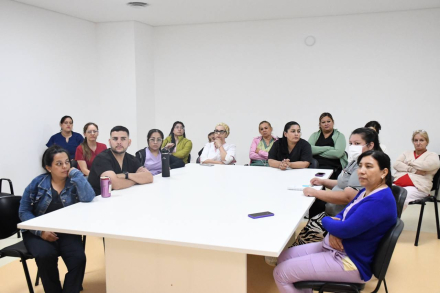 Capacitación a Enfermeros-1.jpg