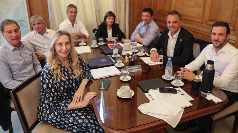 El gobierno mantendrá sin cambios la reforma laboral