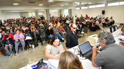 Más de 2400 docentes de primarias accedieron a un cargo titular