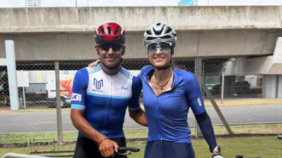 Daniel Juárez a todo pedal en el Cenard, junto con Gabriela Sabatini