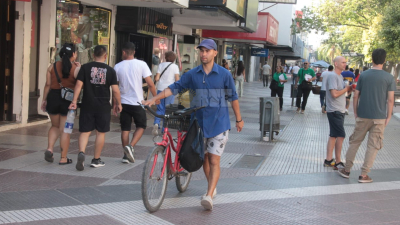 ¿Es mejor caminar o andar en bici?
