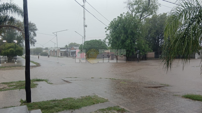 Intensas lluvias en Los Frentones: ya se registran 100 milímetros