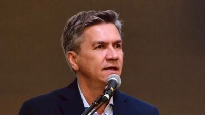 El gobernador Zdero pedirá que se suspenda la escrituración del Lote 88