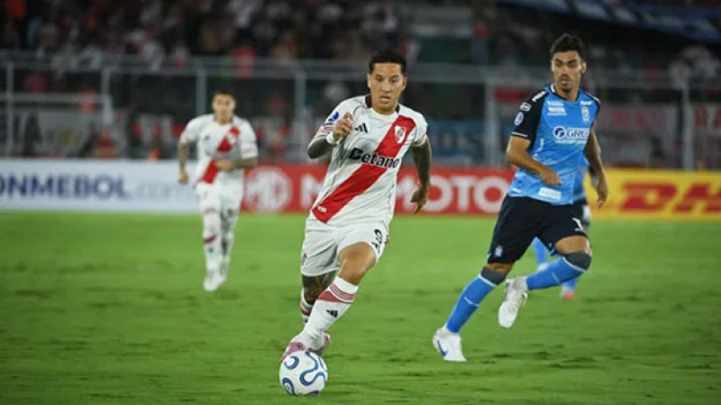 River no pudo en su estreno e igualó ante Blooming en Bolivia