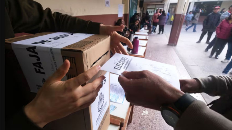 Elecciones PASO: el gobierno propondrá que se eliminen y se imponga la boleta única
