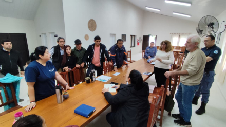 reunion del Comando de Emergencia en Las Lomitas.jpeg