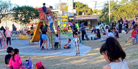 PLAZA NIÑOSS A