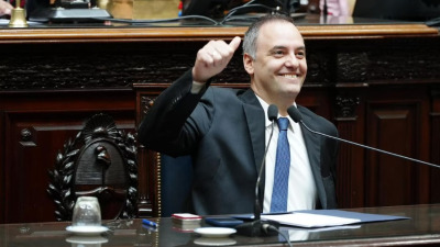 Adorni defendió el rumbo económico y negó irregularidades en su patrimonio